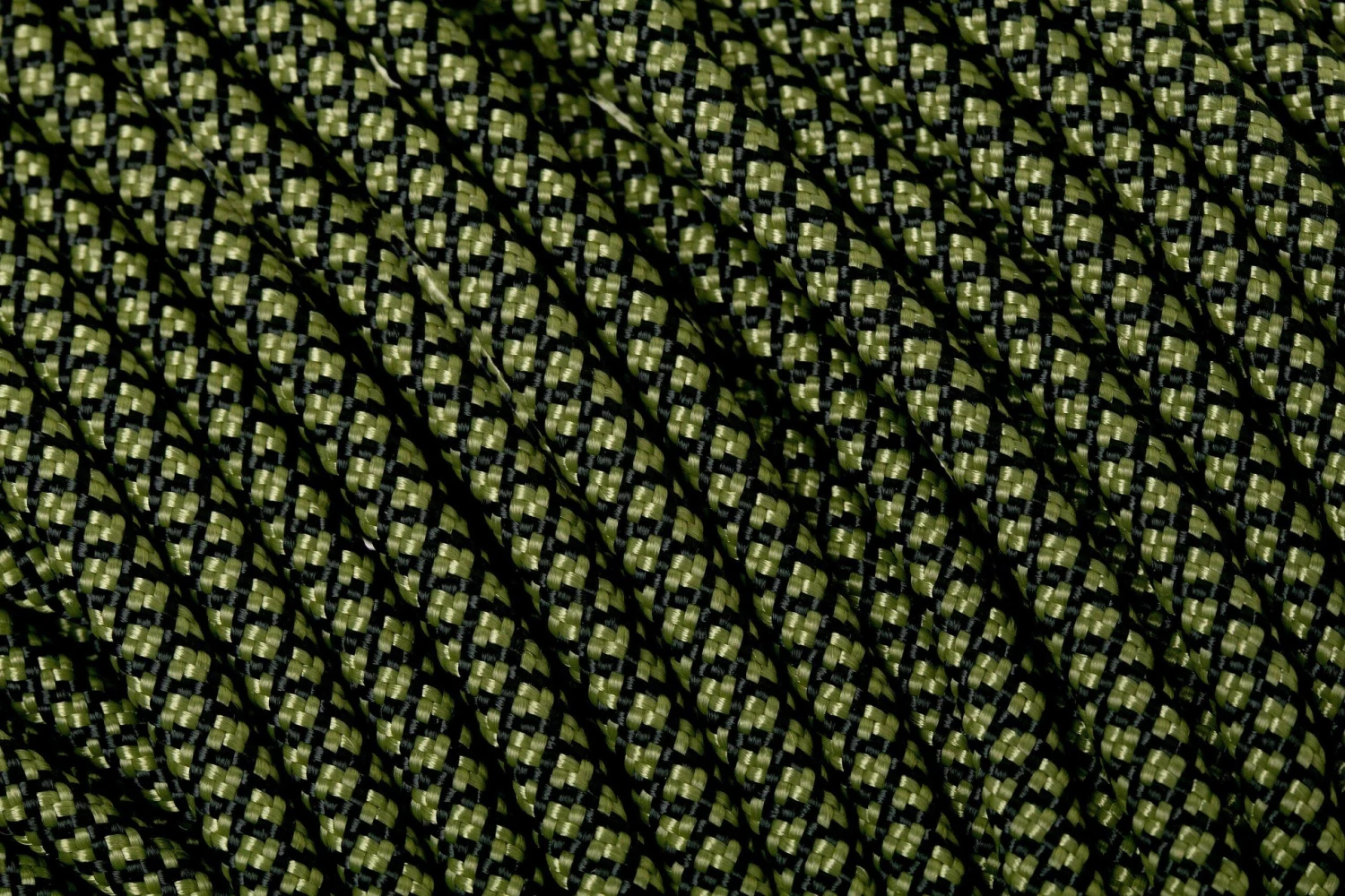 Knivesandtools 550 Paracord Type III, Colour: Moss Diamond, 50 Ft (15,24 M) 1 Knivesandtools 550 Paracord Type III, Colour: Moss Diamond, 50 Ft (15,24 M)