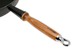 Le Creuset Sauteuse Black, 28 Cm, 3,6 L 5 Le Creuset Sauteuse Black, 28 Cm, 3,6 L -Friluftslageret Butik LC20059280000460 03 le creuset lc20059280000460 03