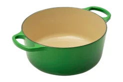 Le Creuset Casserole - Cocotte 24 Cm, 4.2 L Green 7 Le Creuset Casserole - Cocotte 24 Cm, 4.2 L Green -Friluftslageret Butik LC21177244082430 03 lecreuset scaled