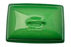 Le Creuset Rectangular Oven Dish With Lid, 33 Cm, Green 9 Le Creuset Rectangular Oven Dish With Lid, 33 Cm, Green -Friluftslageret Butik LC61002404080005 05 lecreuset scaled