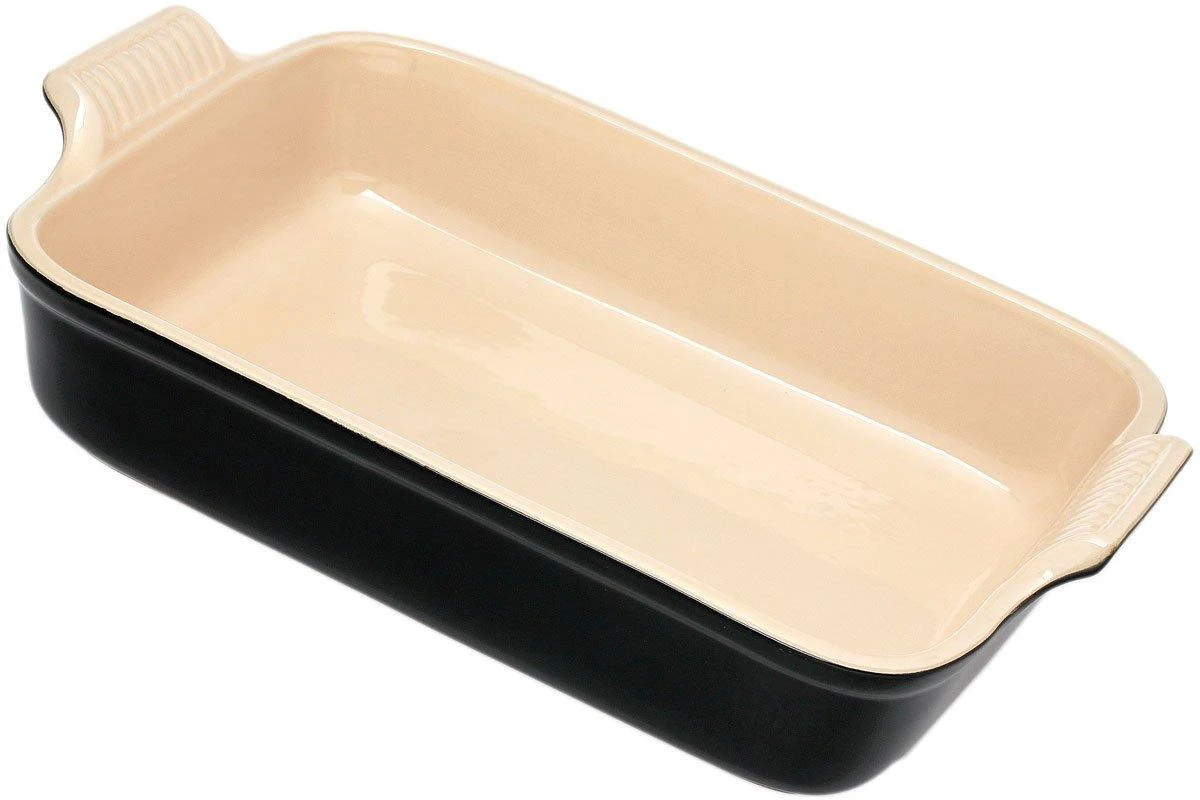 Le Creuset Rectangular Oven Dish 3.85 L, 32 Cm, Black 1 Le Creuset Rectangular Oven Dish 3.85 L, 32 Cm, Black