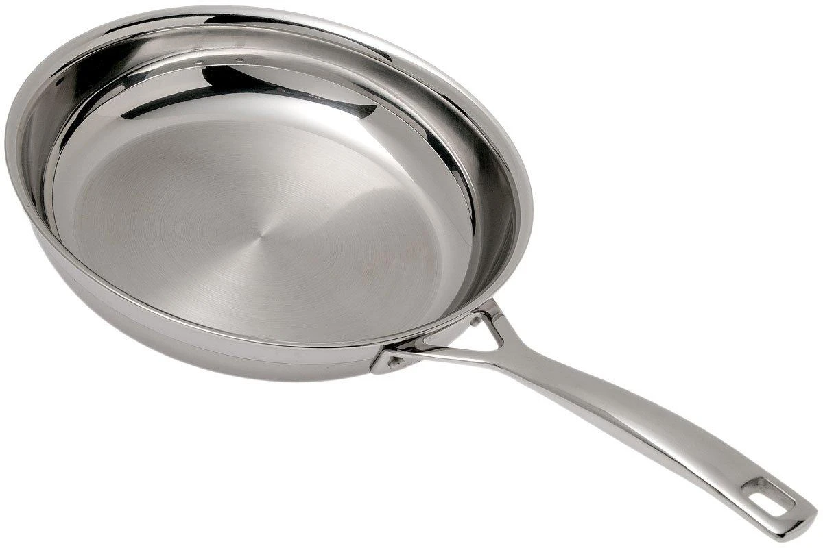 Le Creuset 3-ply Frying Pan, 24 Cm, 2,1L 1 Le Creuset 3-ply Frying Pan, 24 Cm, 2,1L