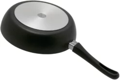 SCANPAN Classic Ceramic Sauté Pan With Lid, 26 Cm 5 SCANPAN Classic Ceramic Sauté Pan With Lid, 26 Cm -Friluftslageret Butik PS26101201 03 scanpan scaled