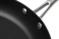 SCANPAN Pro IQ Frying Pan, 28cm 6 SCANPAN Pro IQ Frying Pan, 28cm -Friluftslageret Butik PS68002800 03 scanpan pro iq ps68002800 03