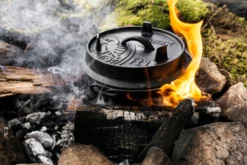 Petromax Dutch Oven Ft3 With Feet 7 Petromax Dutch Oven Ft3 With Feet -Friluftslageret Butik Petromax ft3204 scaled