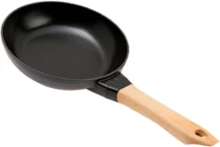 Staub Frying Pan With Wooden Handle 20 Cm, Black