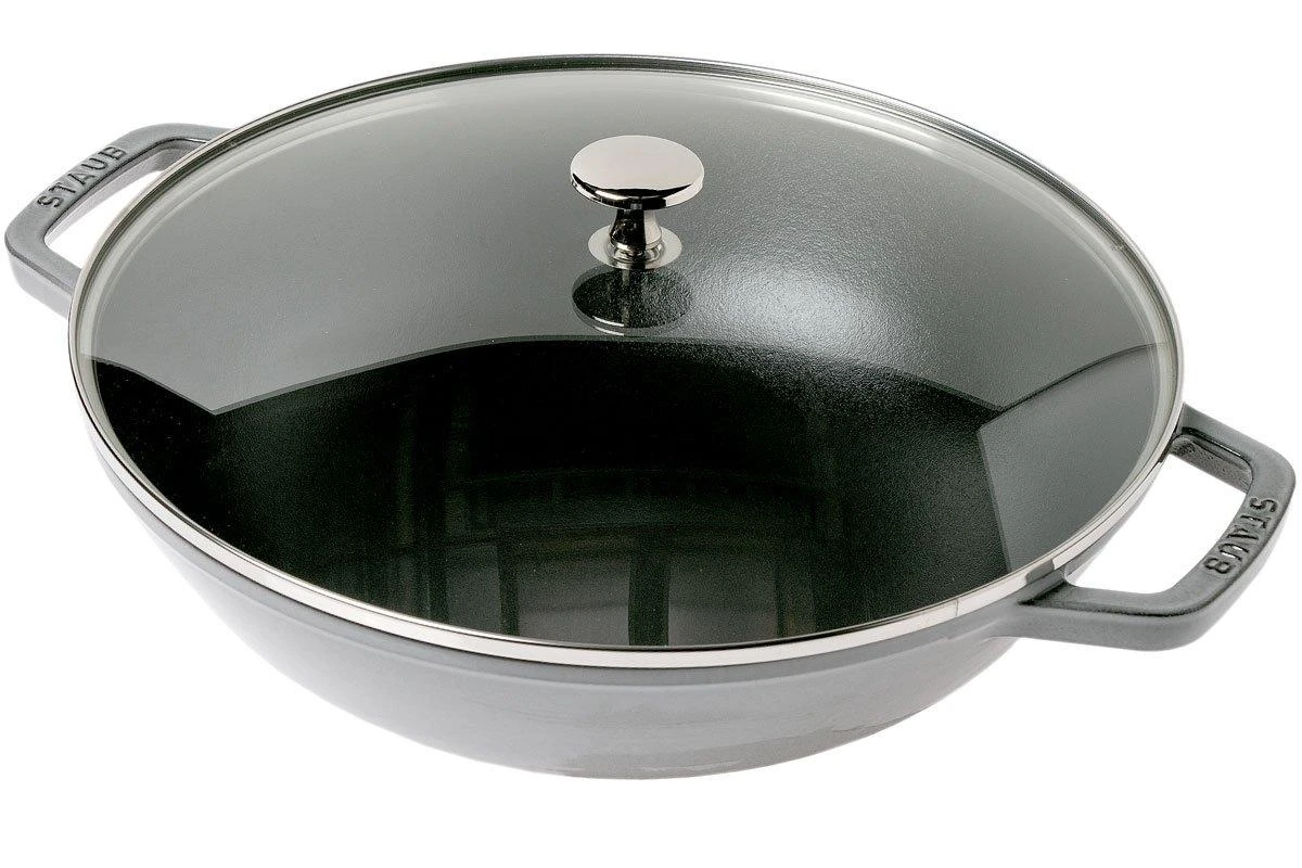 Staub Wok Pan, 30 Cm, 4,4 L Grey 1 Staub Wok Pan, 30 Cm, 4,4 L Grey